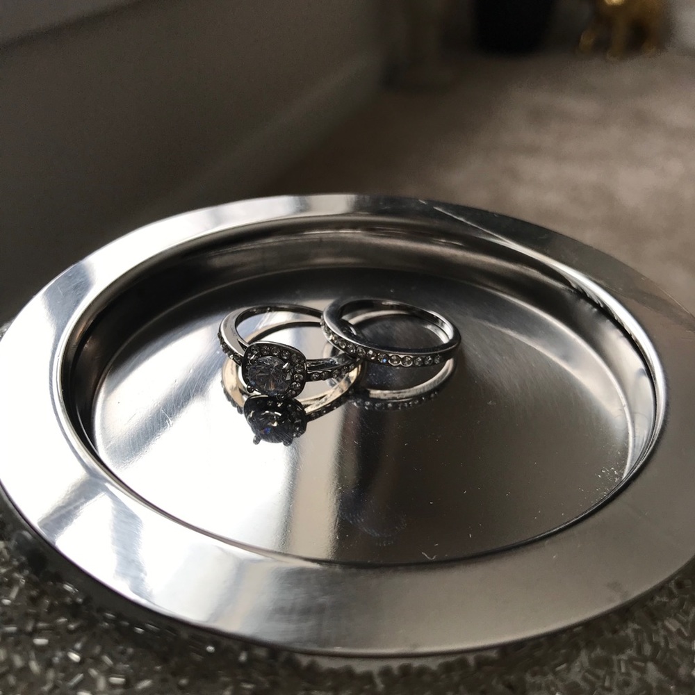 Diamond Ring - Picture 7 of 10